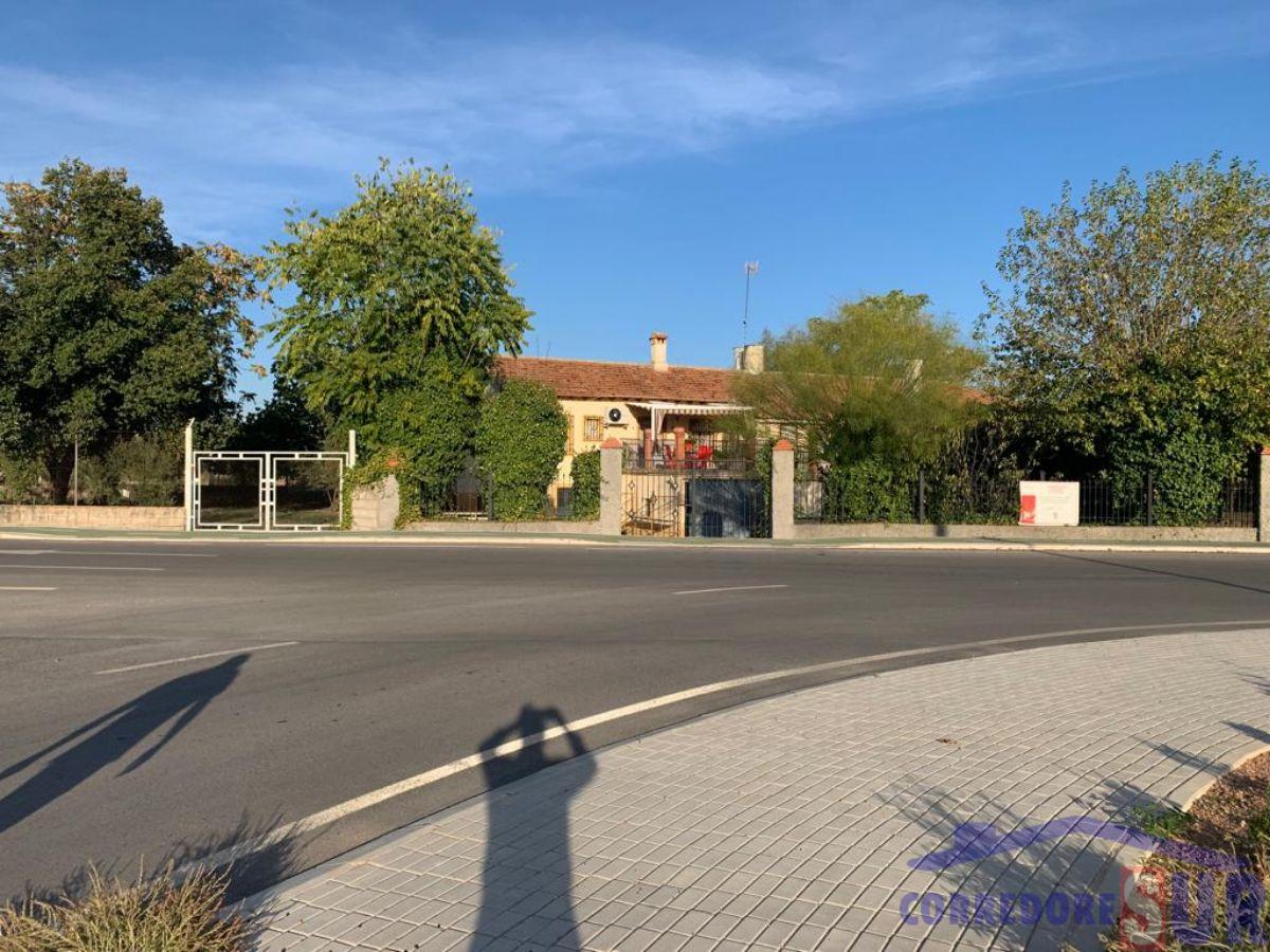 For sale of house in Córdoba