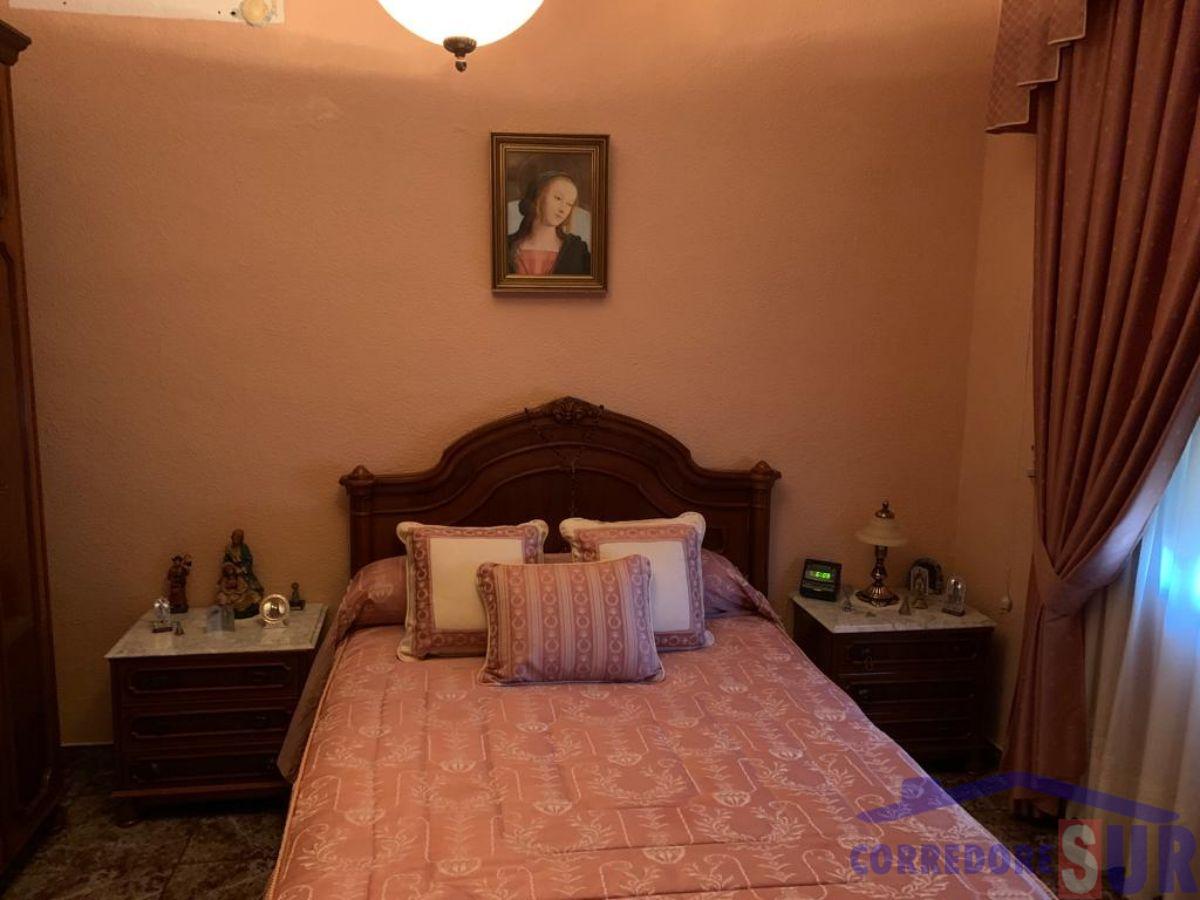 For sale of house in Córdoba