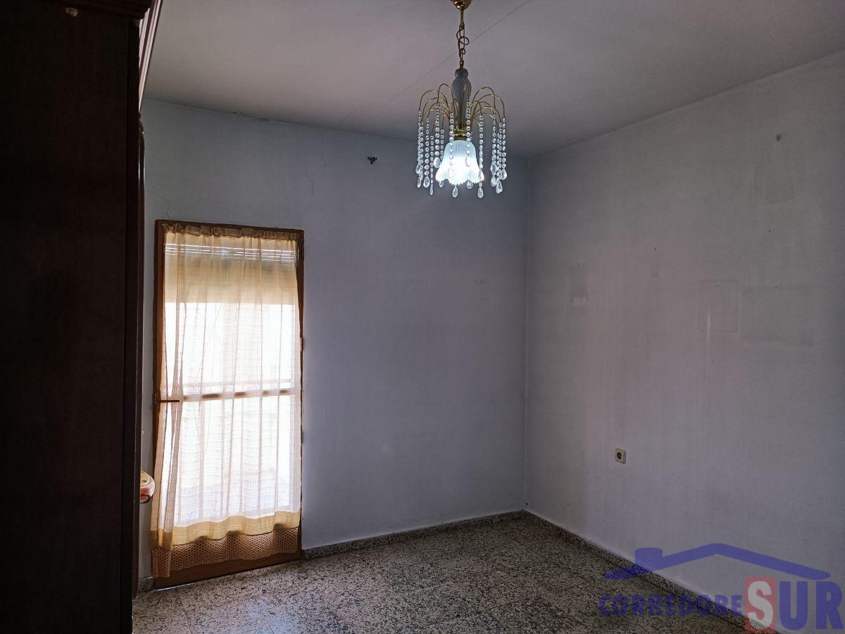 For sale of house in Córdoba