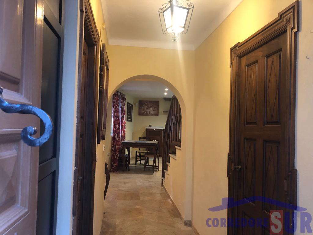 For sale of house in Córdoba