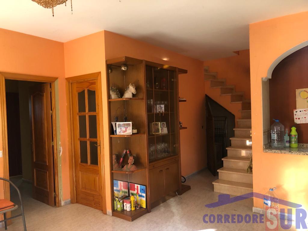 For sale of chalet in Córdoba