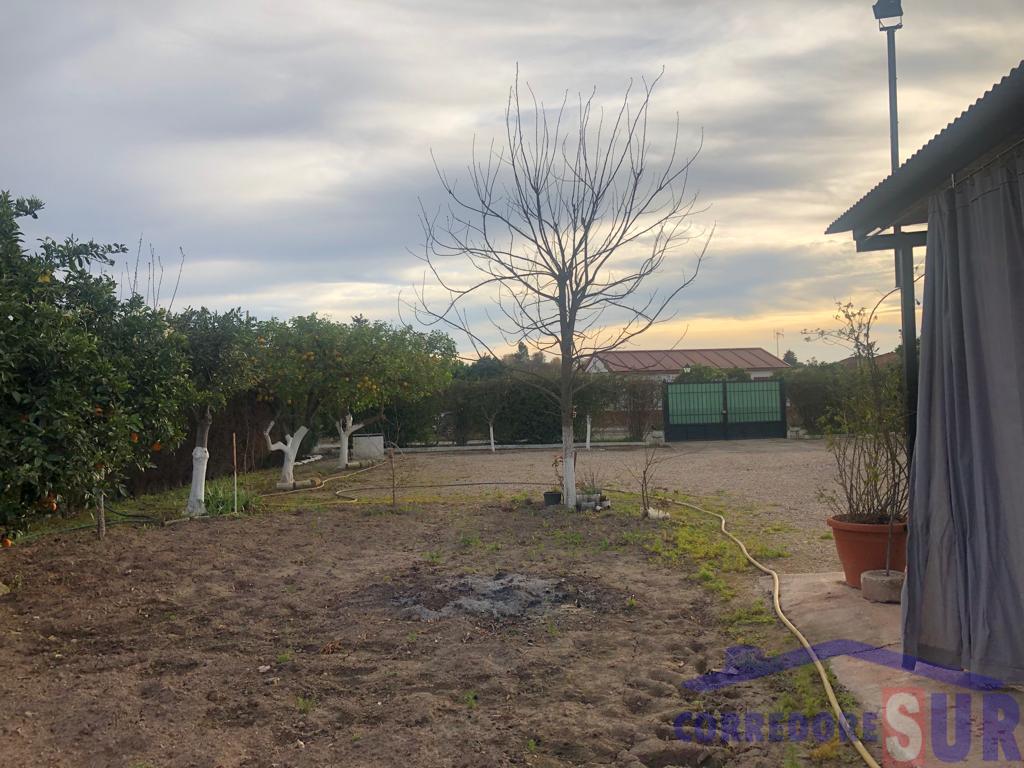 For sale of land in Córdoba