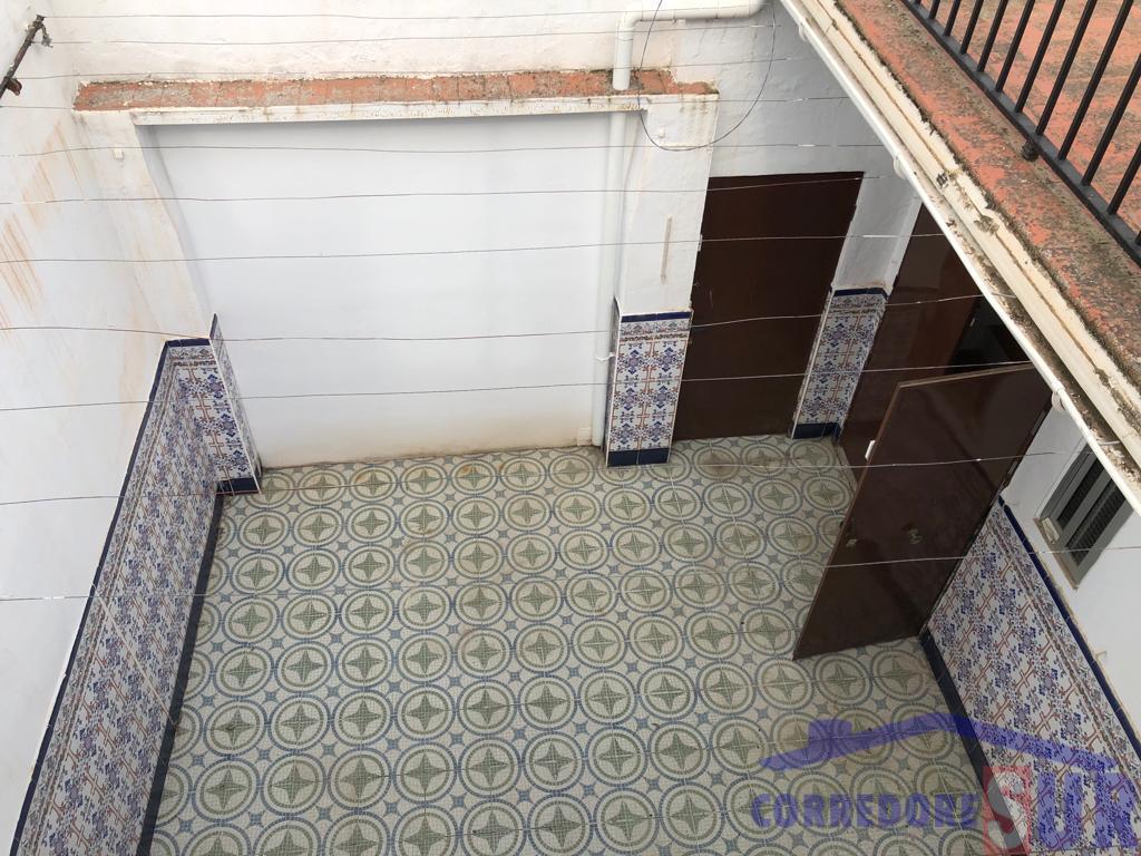 For sale of apartment in Córdoba