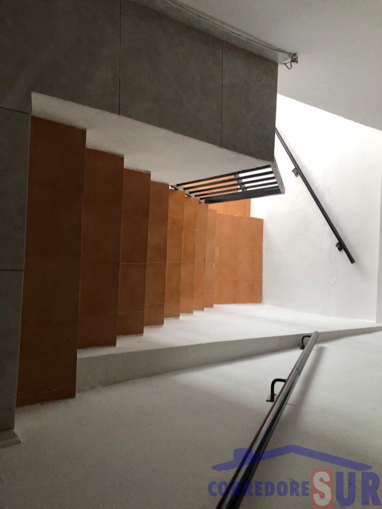 For sale of apartment in Córdoba