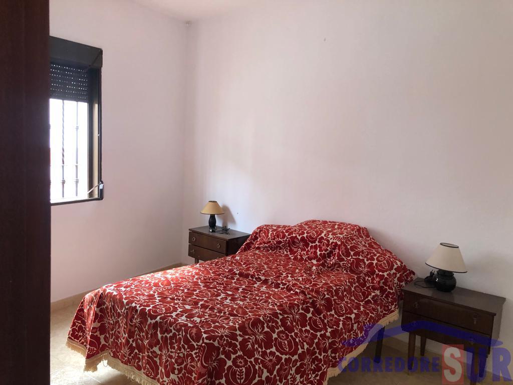For sale of apartment in Córdoba