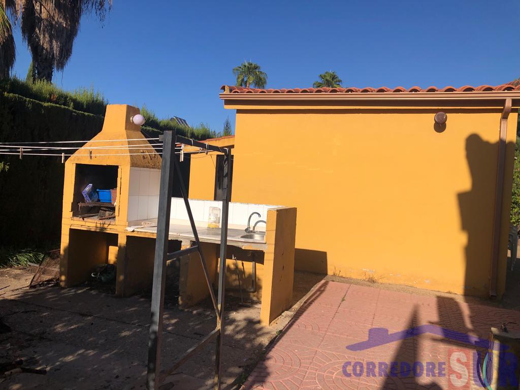 For sale of chalet in Córdoba
