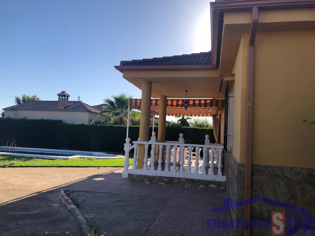 For sale of chalet in Córdoba