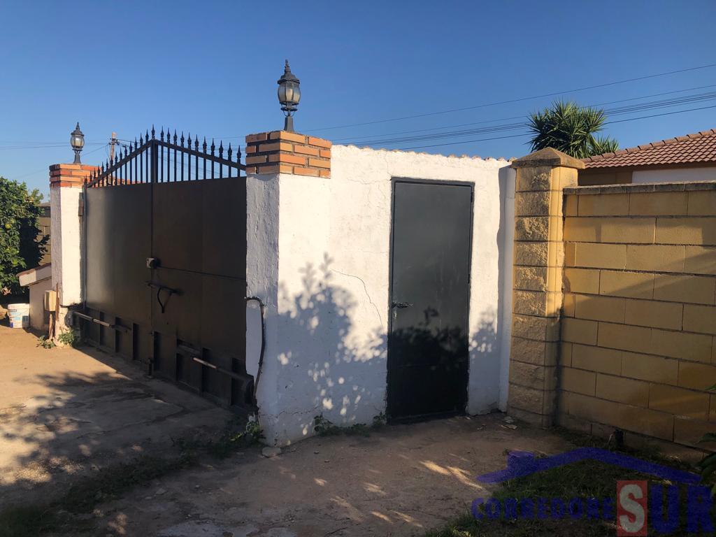 For sale of chalet in Córdoba