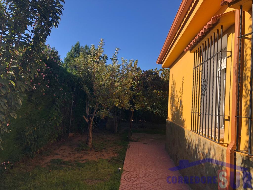 For sale of chalet in Córdoba