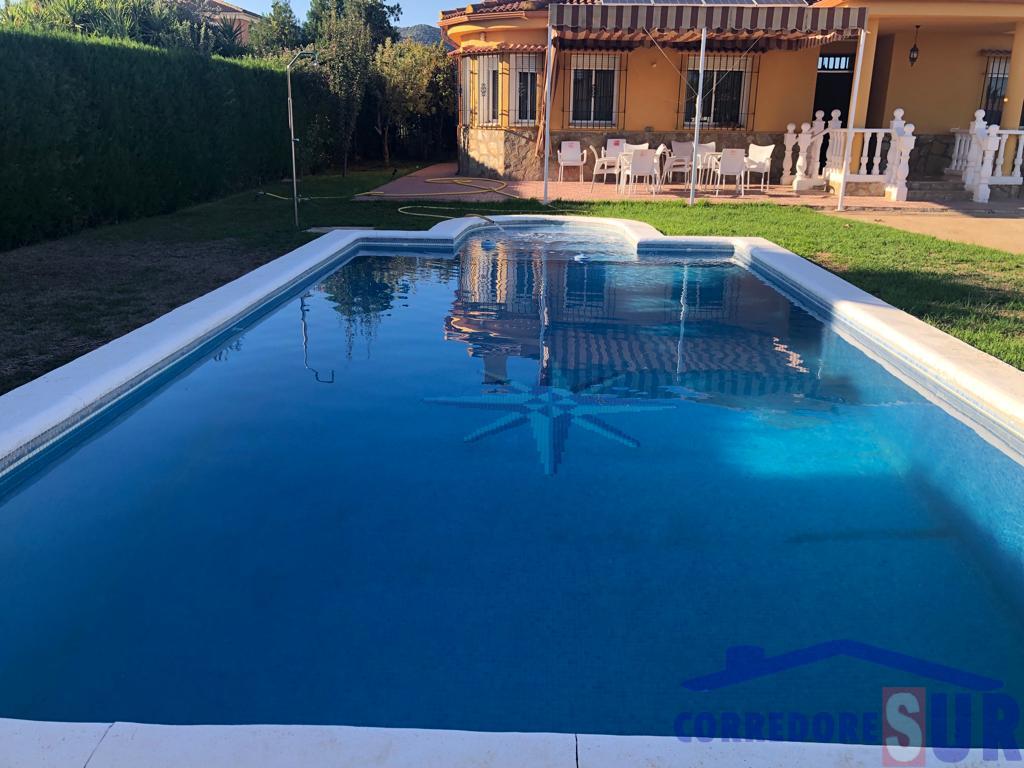 For sale of chalet in Córdoba