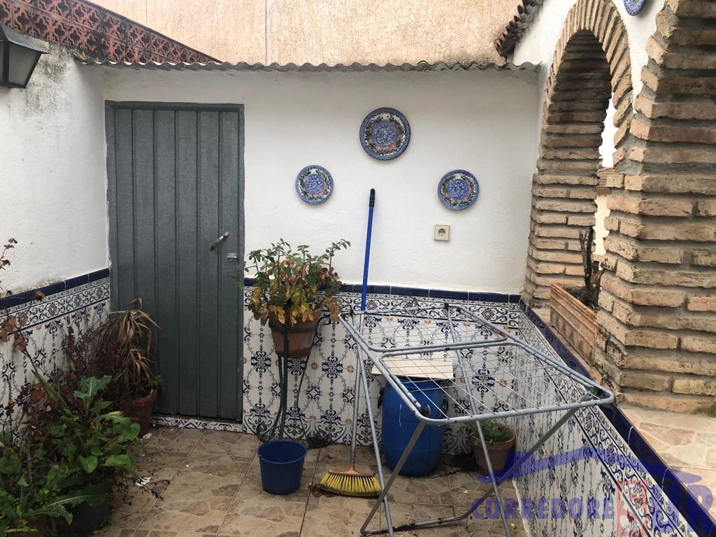 For sale of house in Córdoba