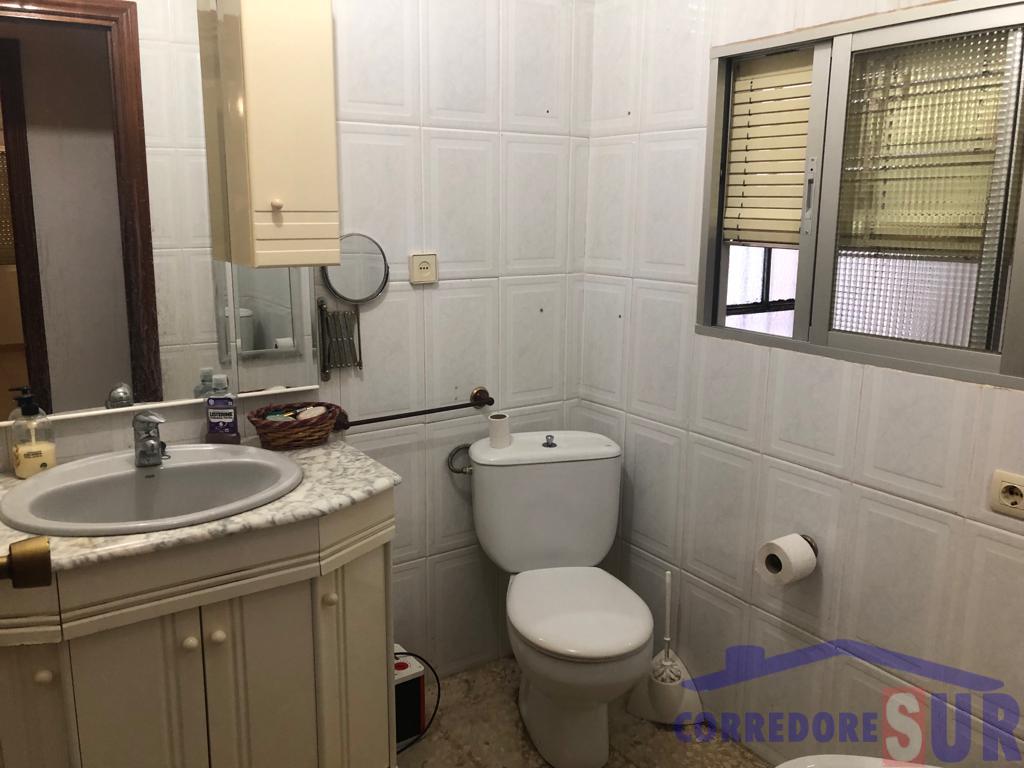 For sale of house in Córdoba