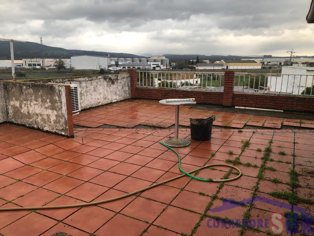 For sale of house in Córdoba