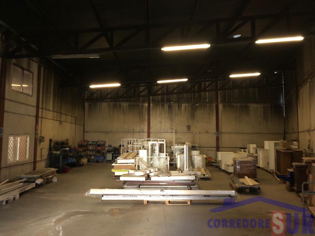For sale of industrial plant/warehouse in Andújar