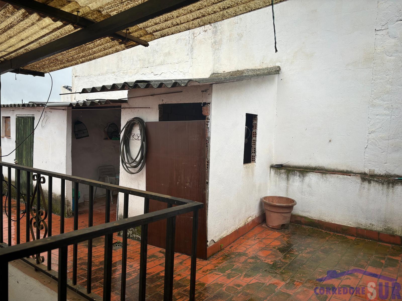 For sale of house in Córdoba