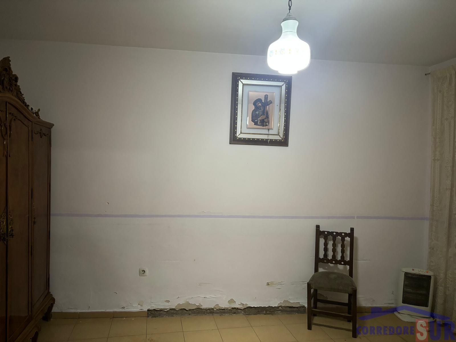 For sale of house in Córdoba
