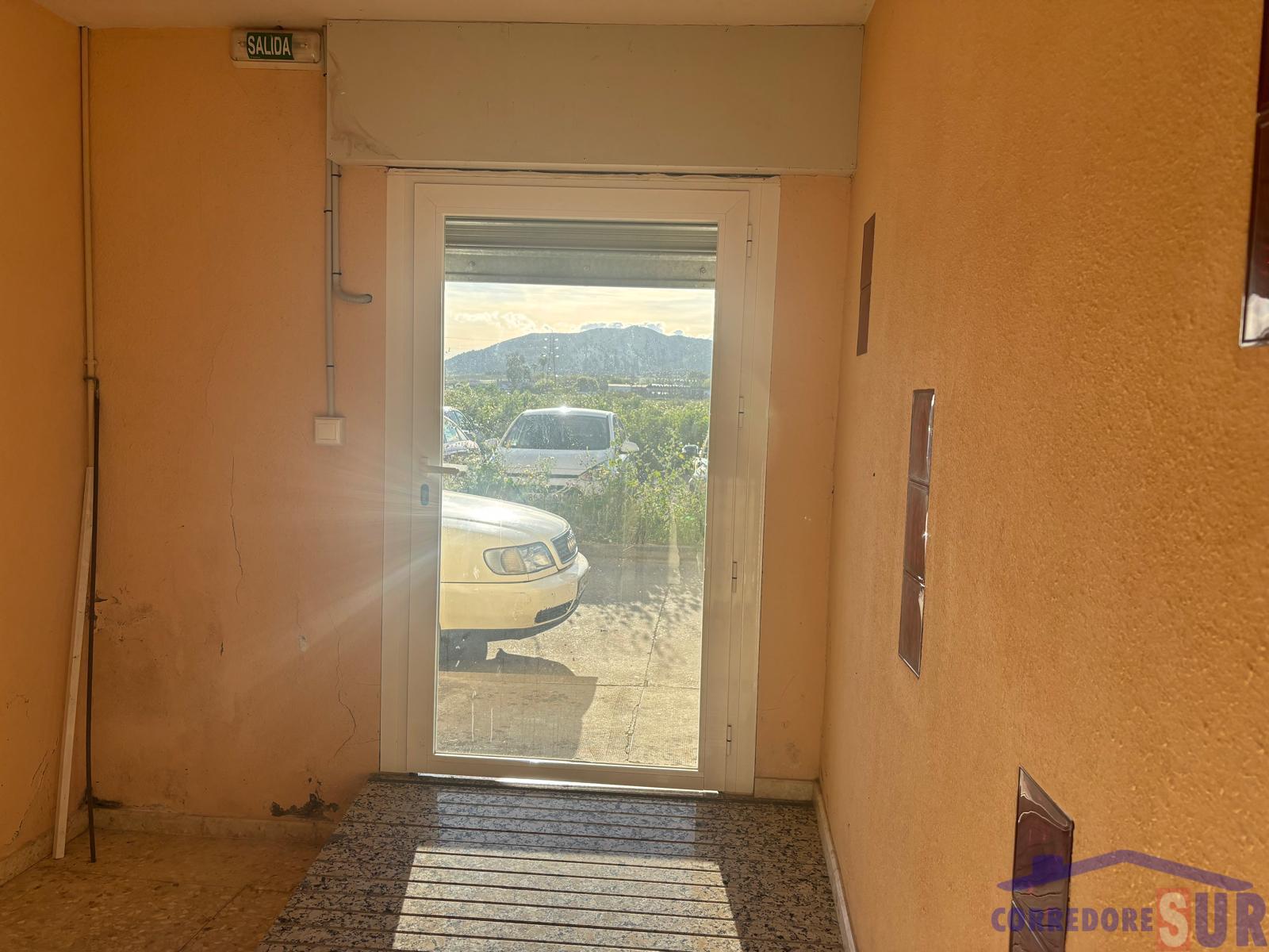 For sale of commercial in Córdoba