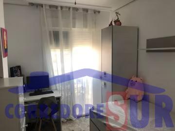 For sale of flat in Córdoba