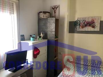 For sale of flat in Córdoba