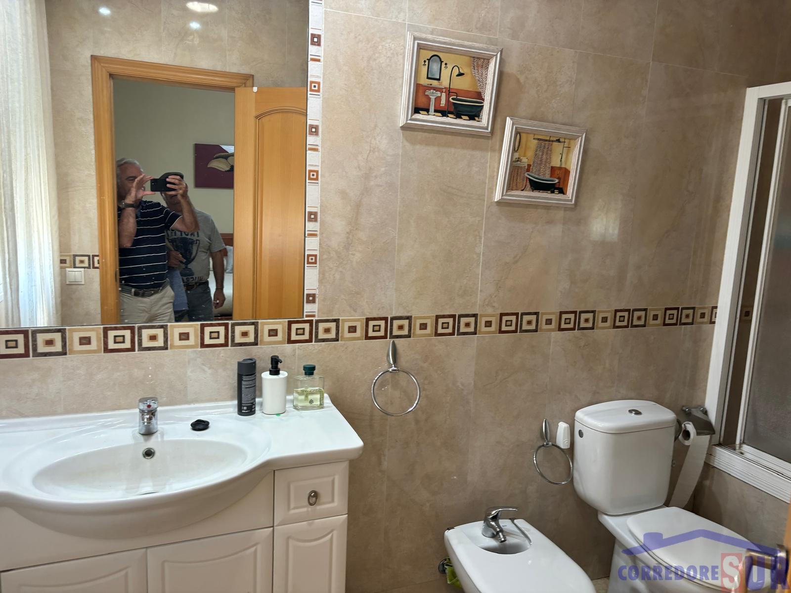 For sale of house in Córdoba