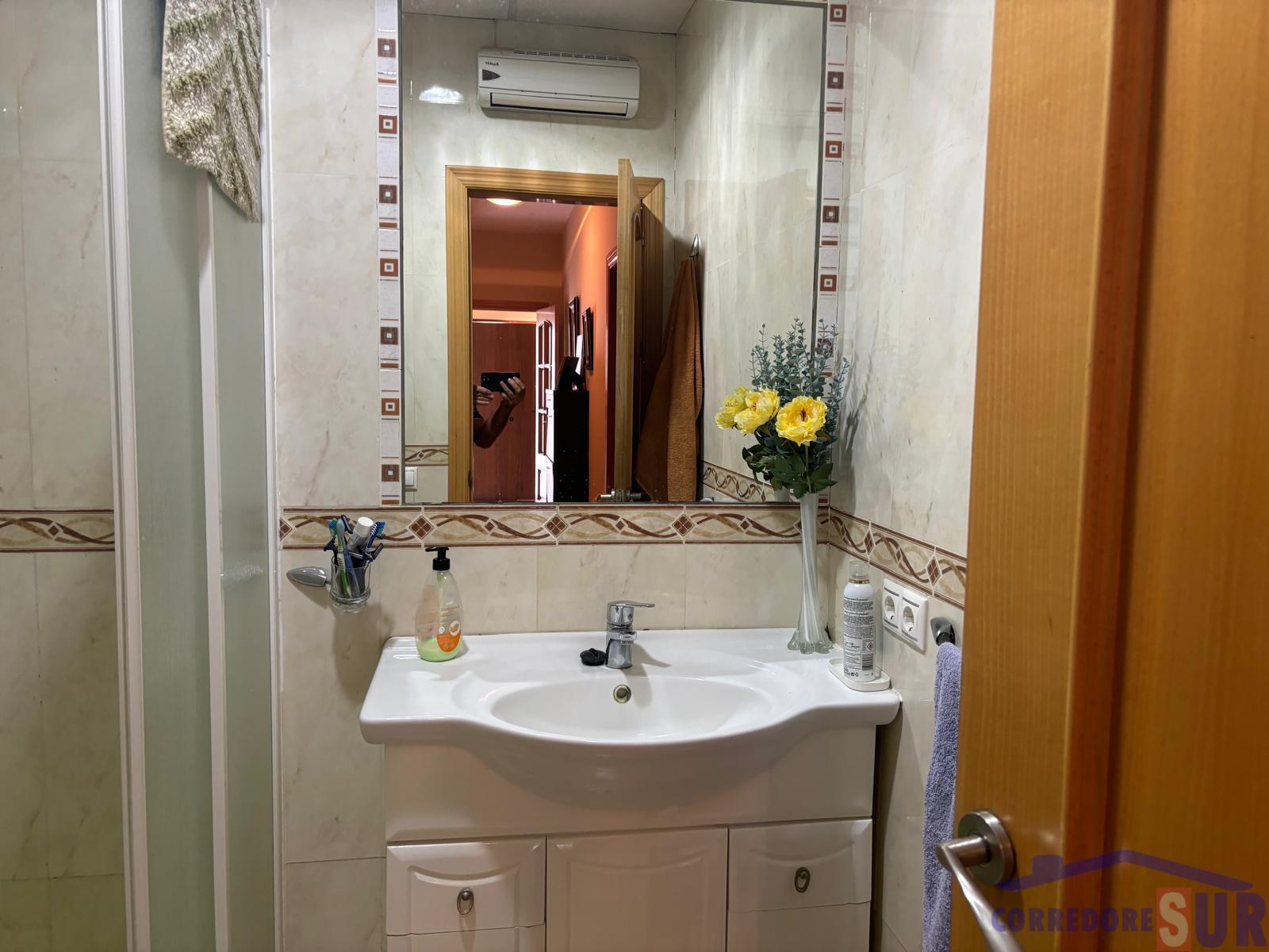 For sale of house in Córdoba