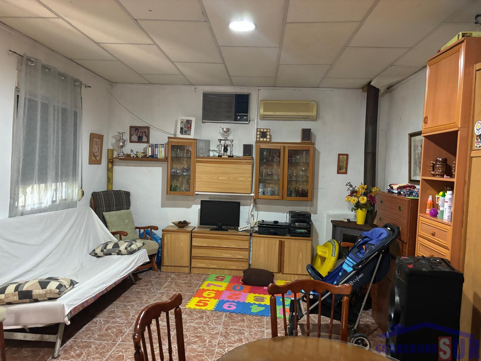 For sale of house in Córdoba