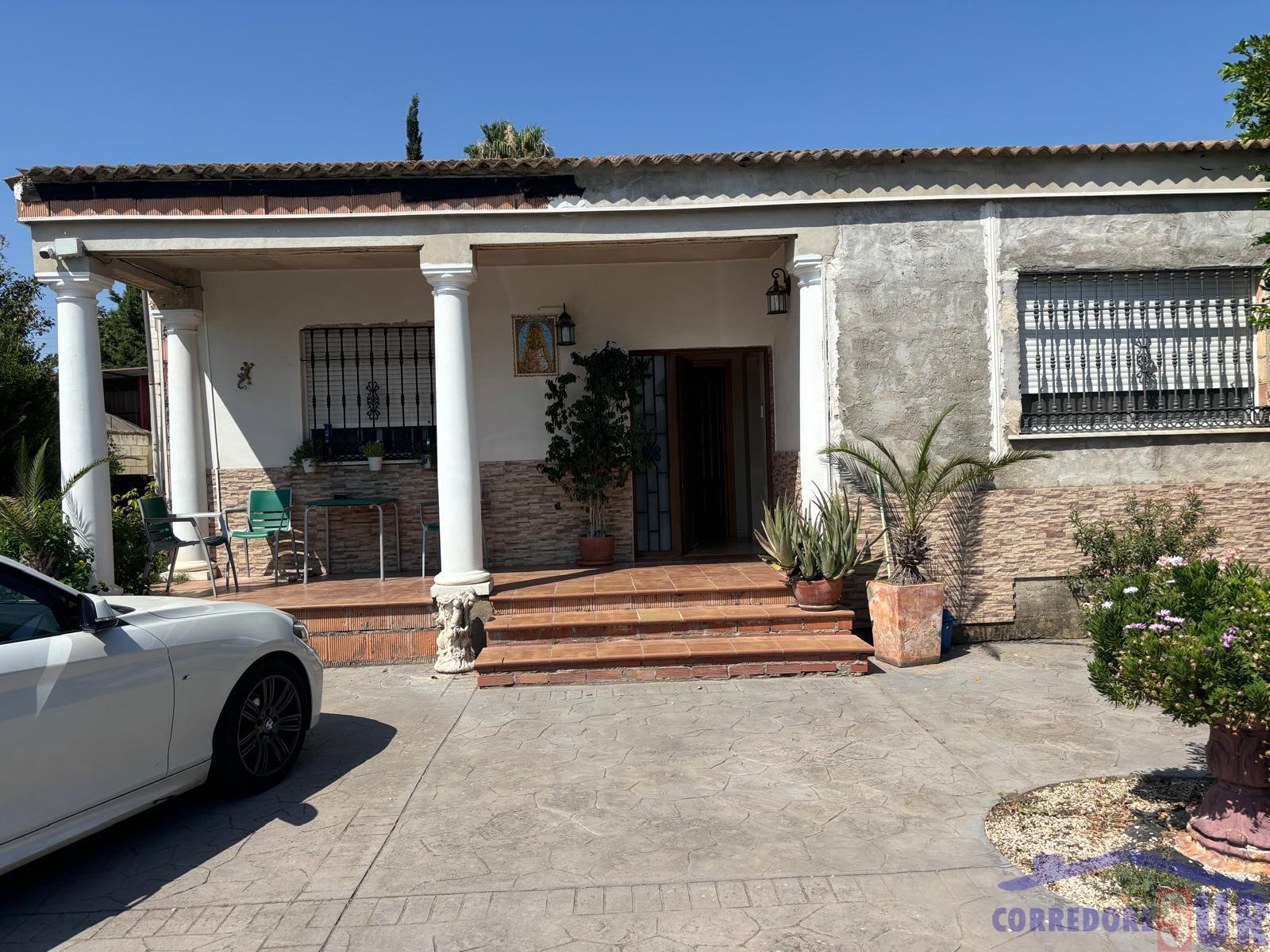 For sale of house in Córdoba