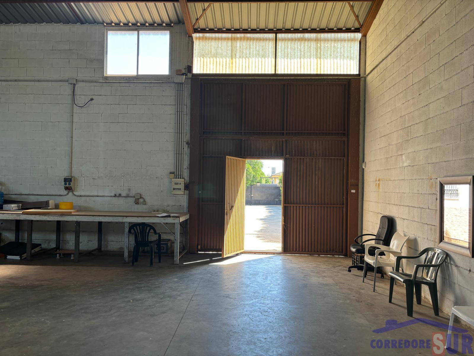 For sale of house in Córdoba