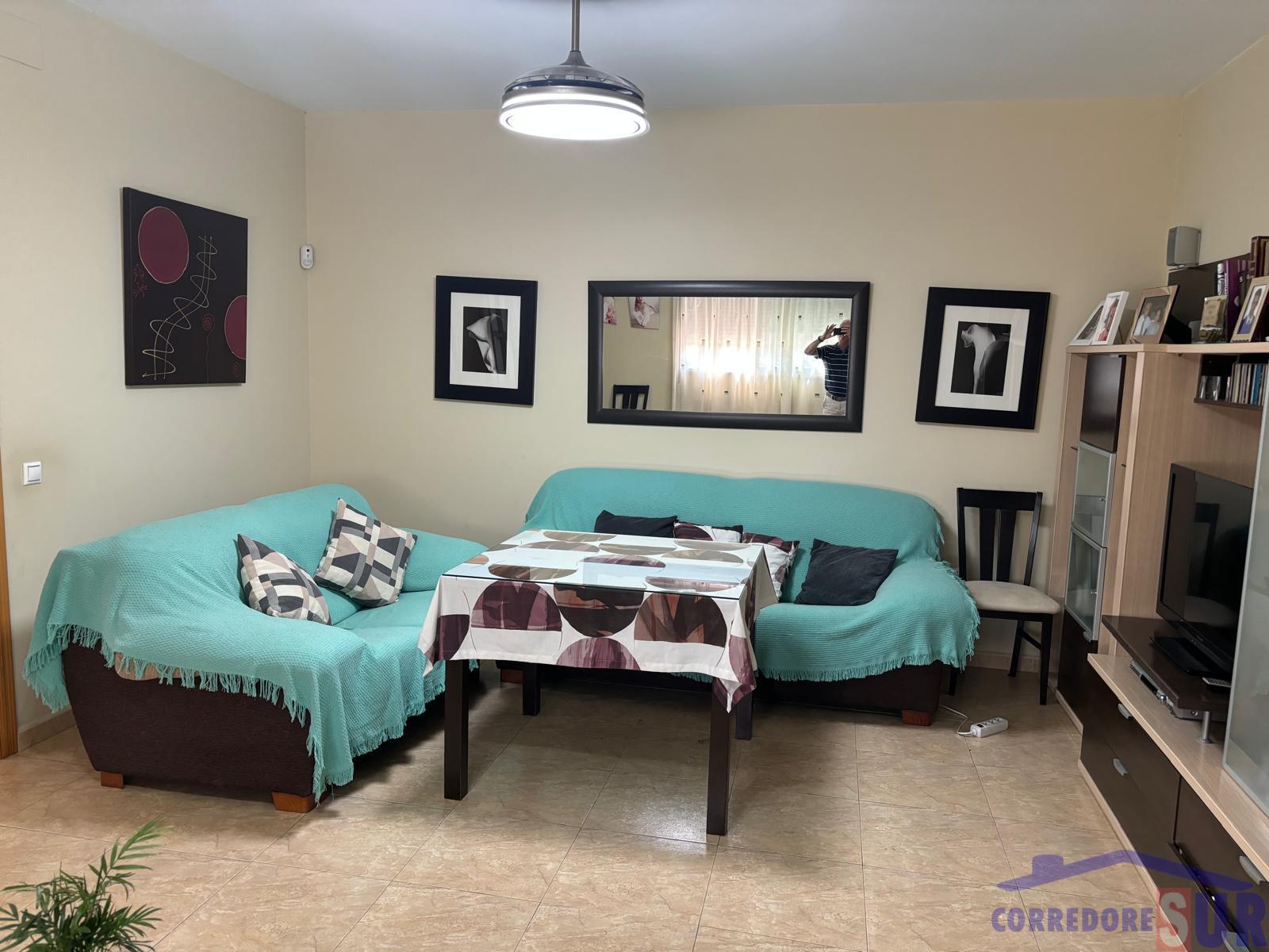 For sale of house in Córdoba