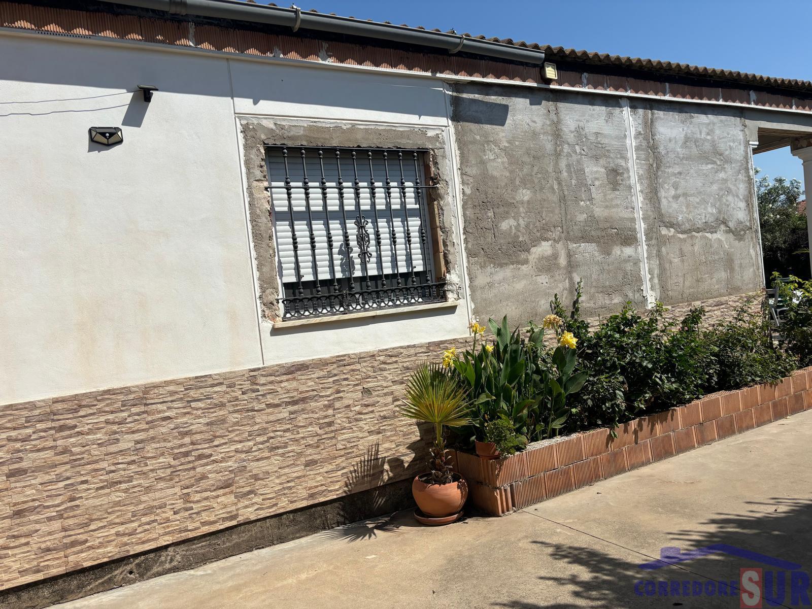 For sale of house in Córdoba
