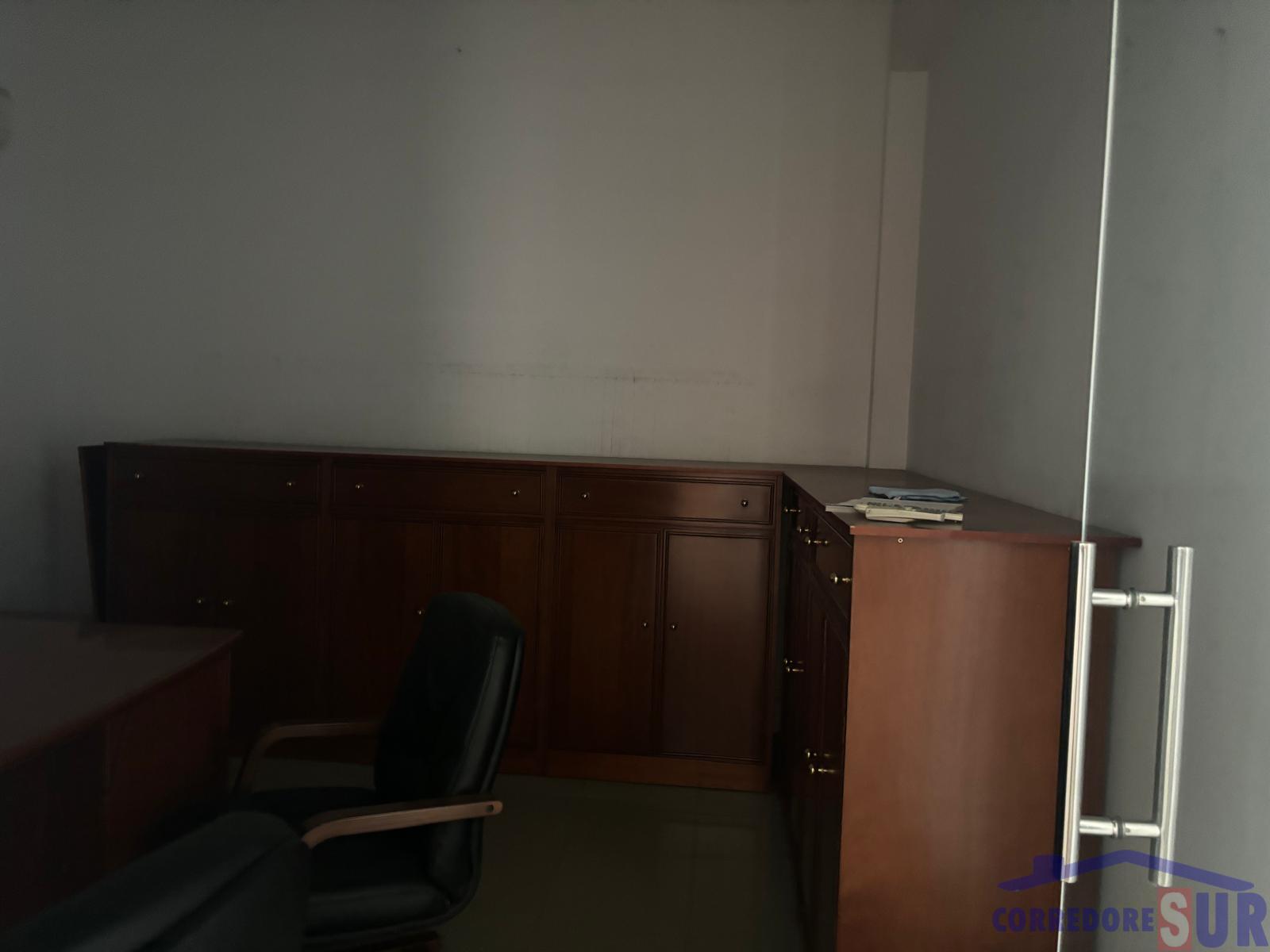 For sale of commercial in Córdoba