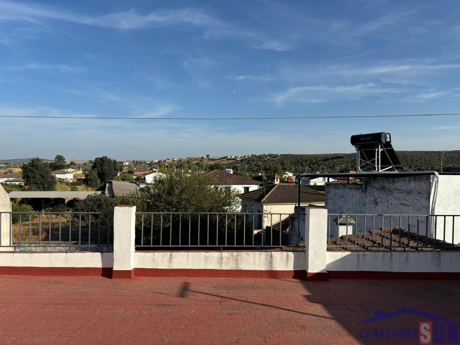 For sale of house in Córdoba