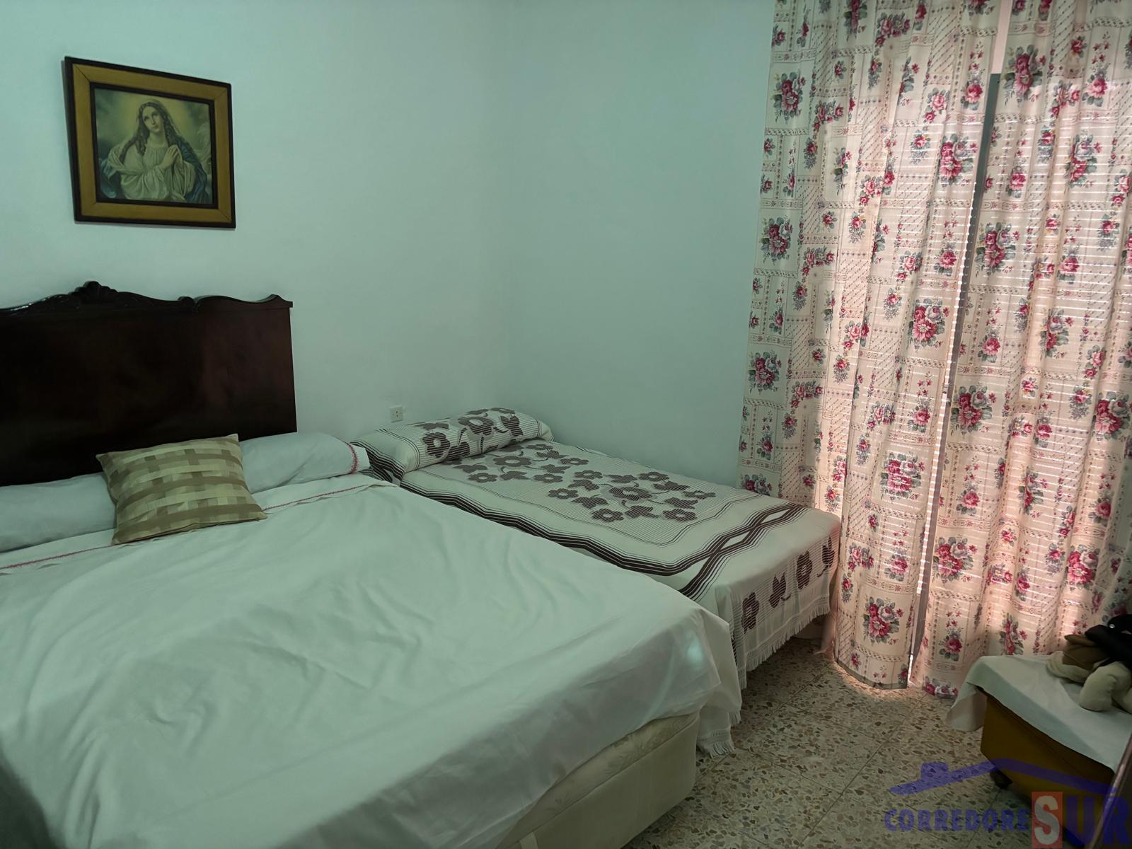 For sale of house in Córdoba