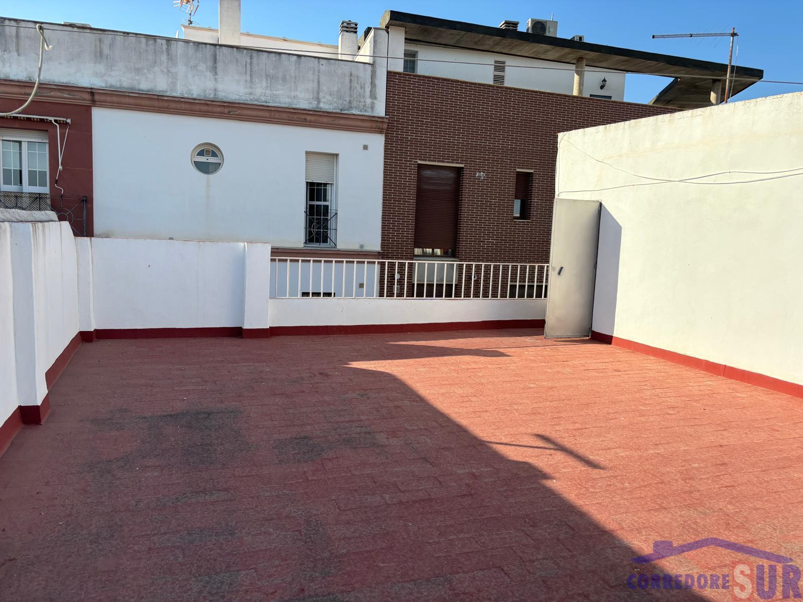 For sale of house in Córdoba