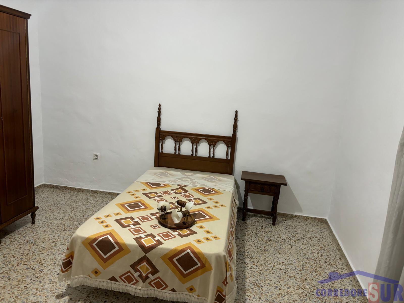 For sale of house in Córdoba
