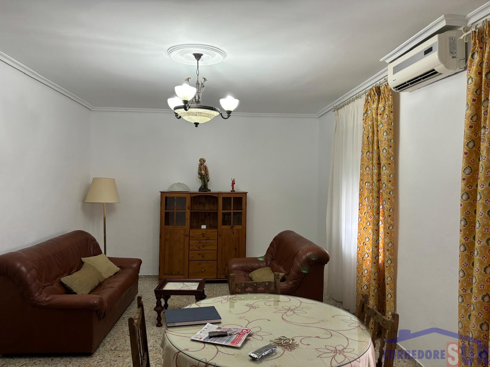 For sale of house in Córdoba