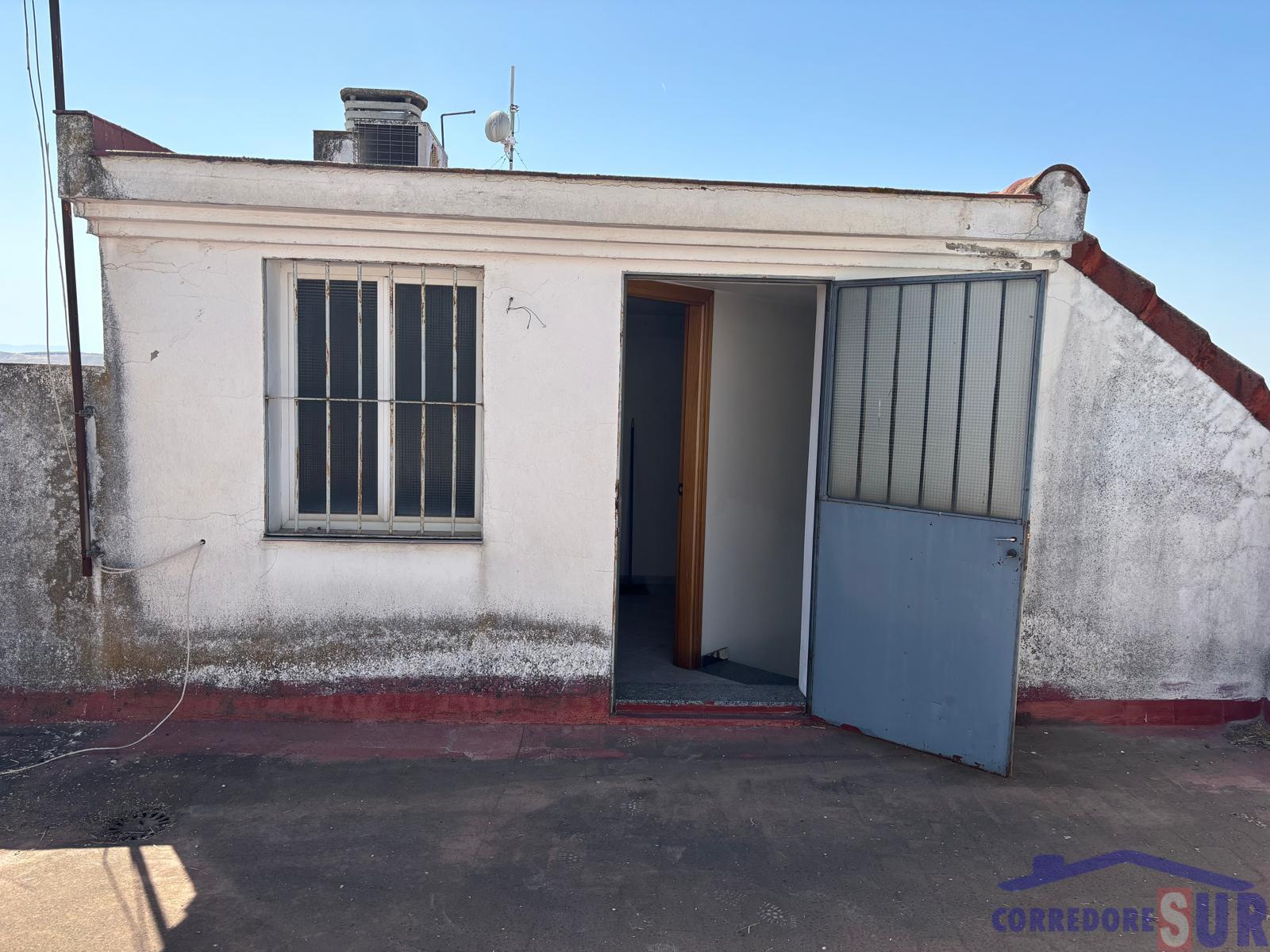 For sale of commercial in Córdoba