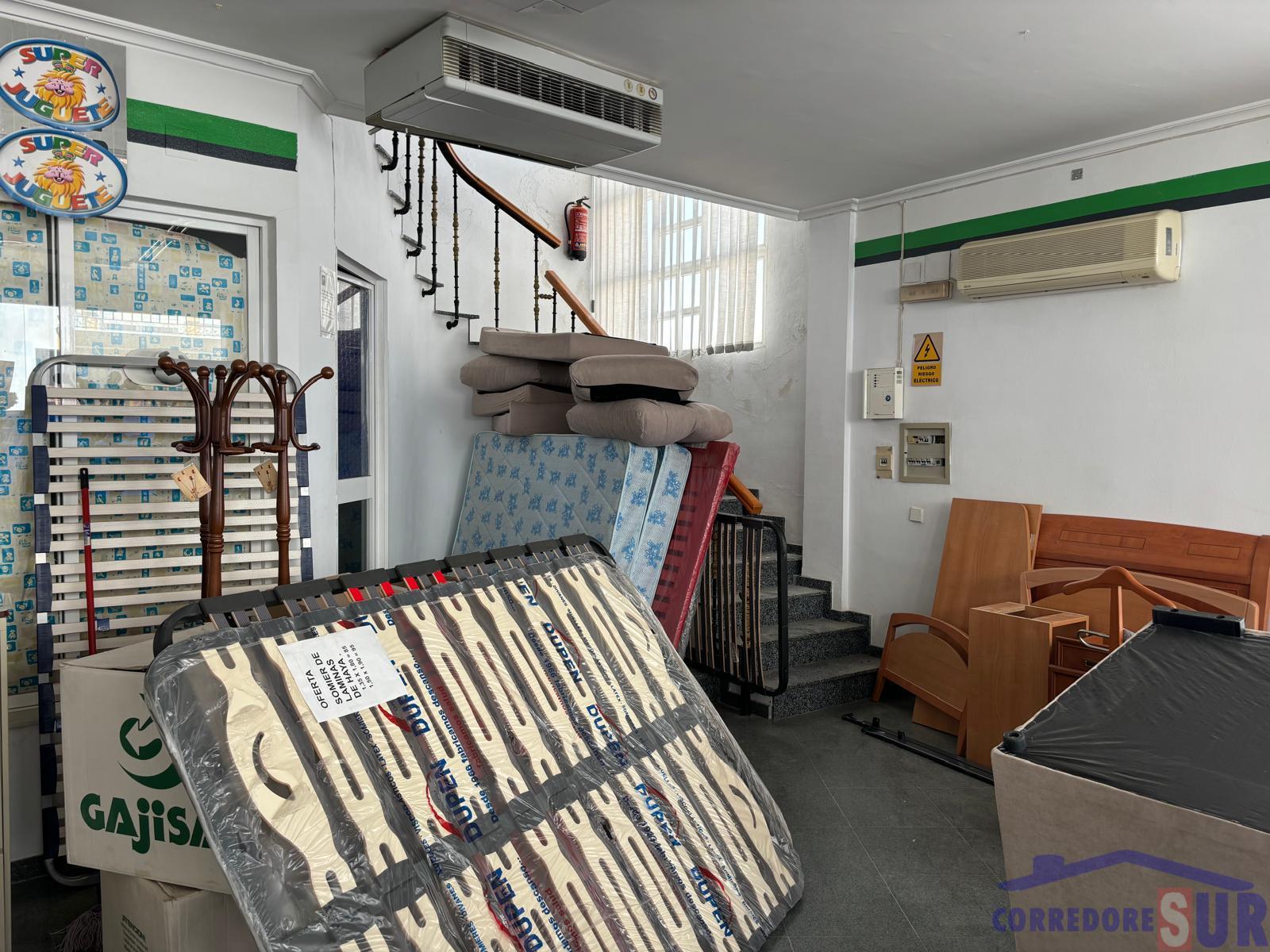 For sale of commercial in Córdoba