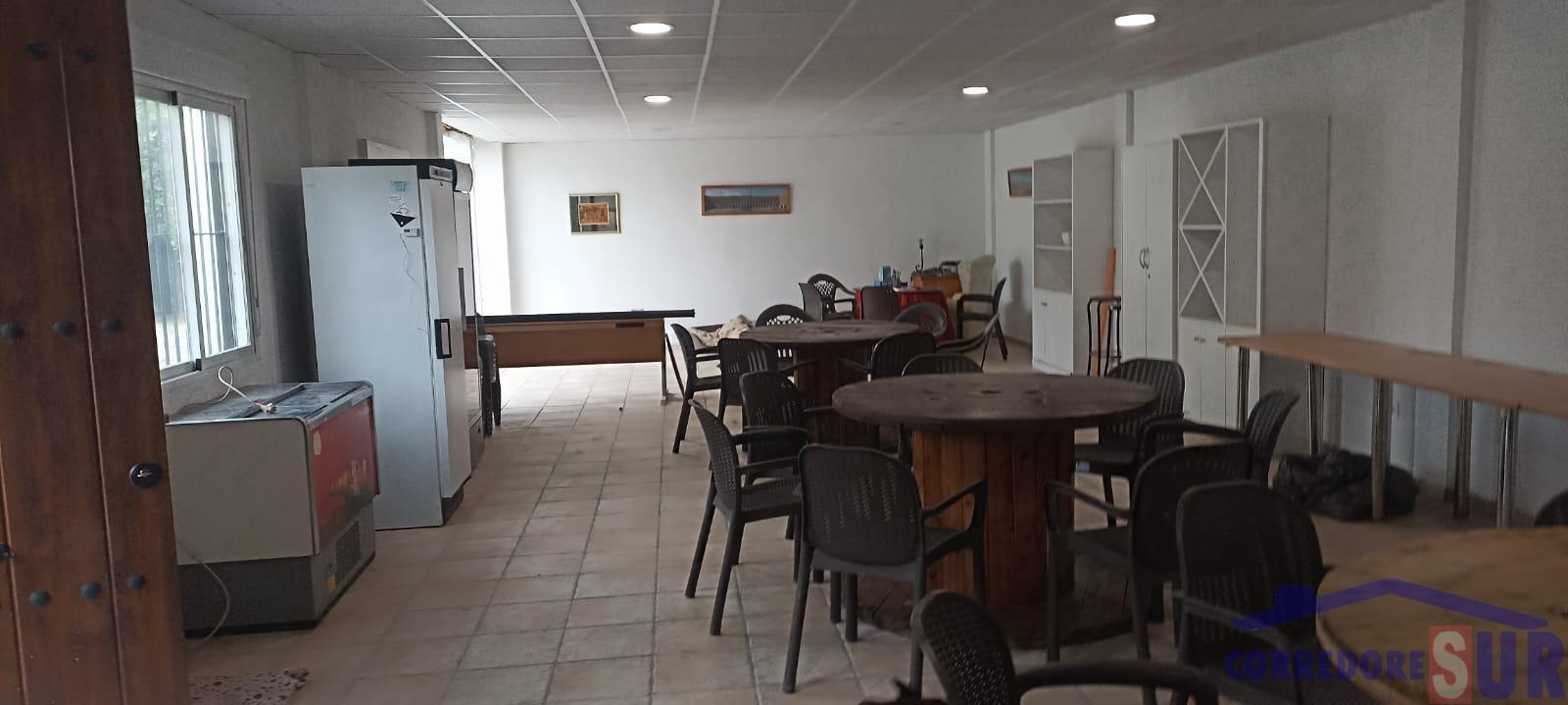 For sale of house in Córdoba