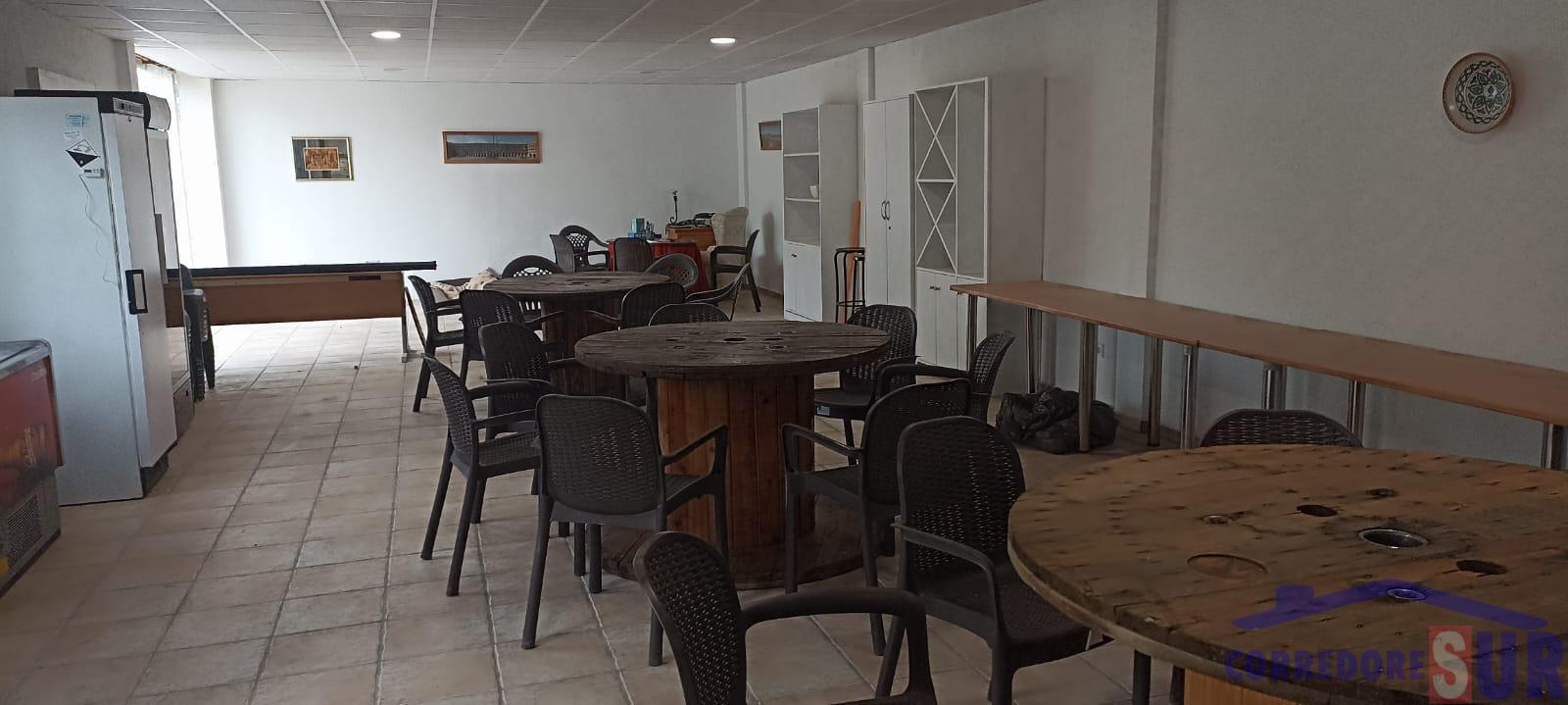 For sale of house in Córdoba