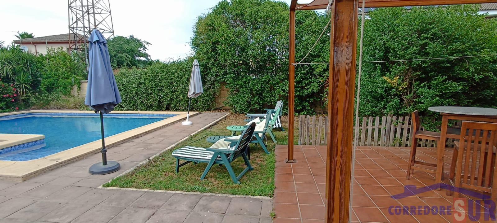 For sale of house in Córdoba