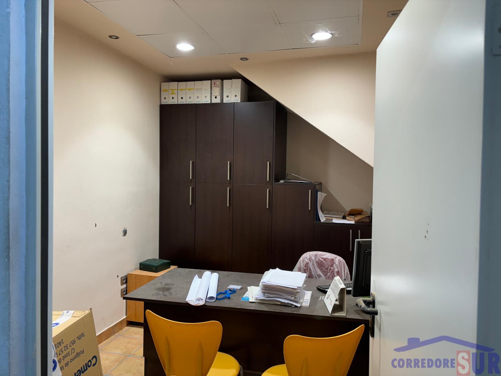 For sale of house in Córdoba