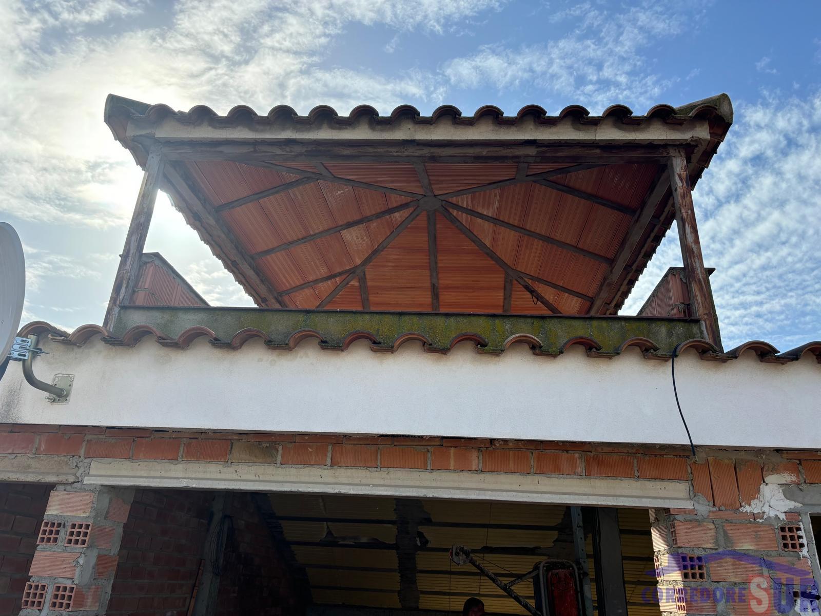 For sale of house in Córdoba