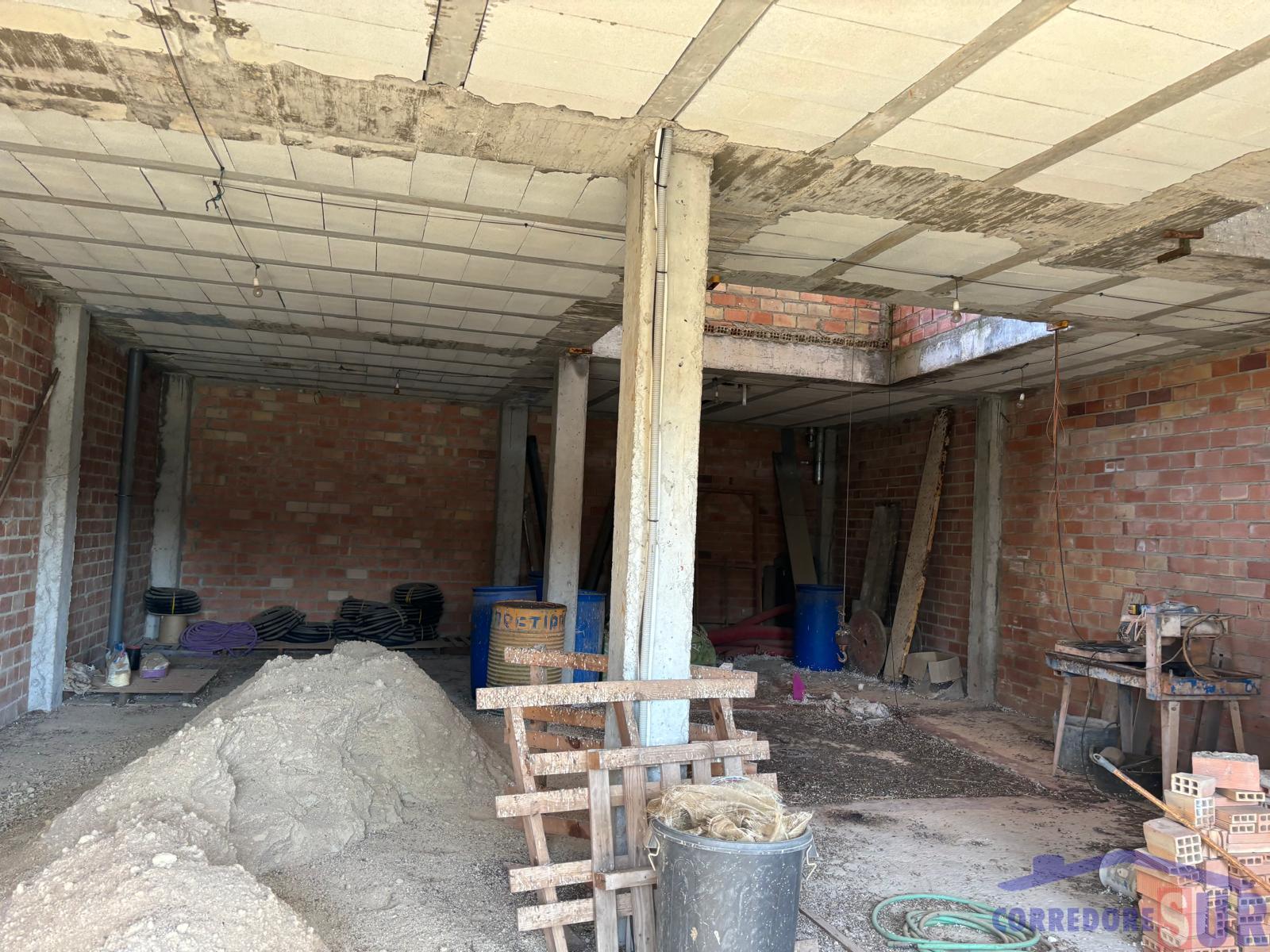 For sale of house in Córdoba