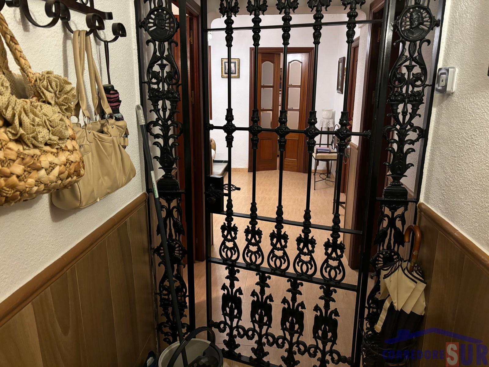 For sale of house in Córdoba