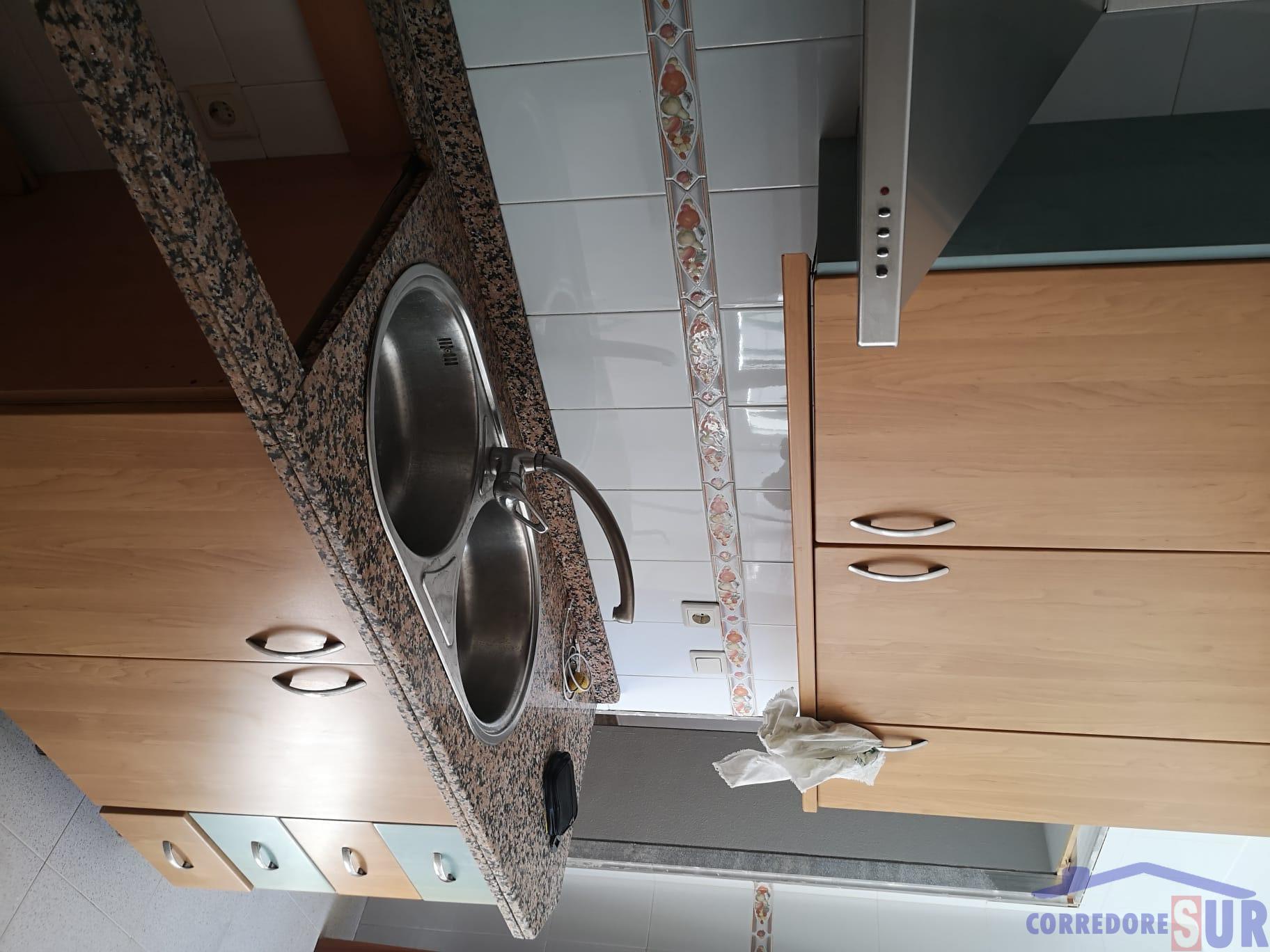 For sale of flat in Córdoba