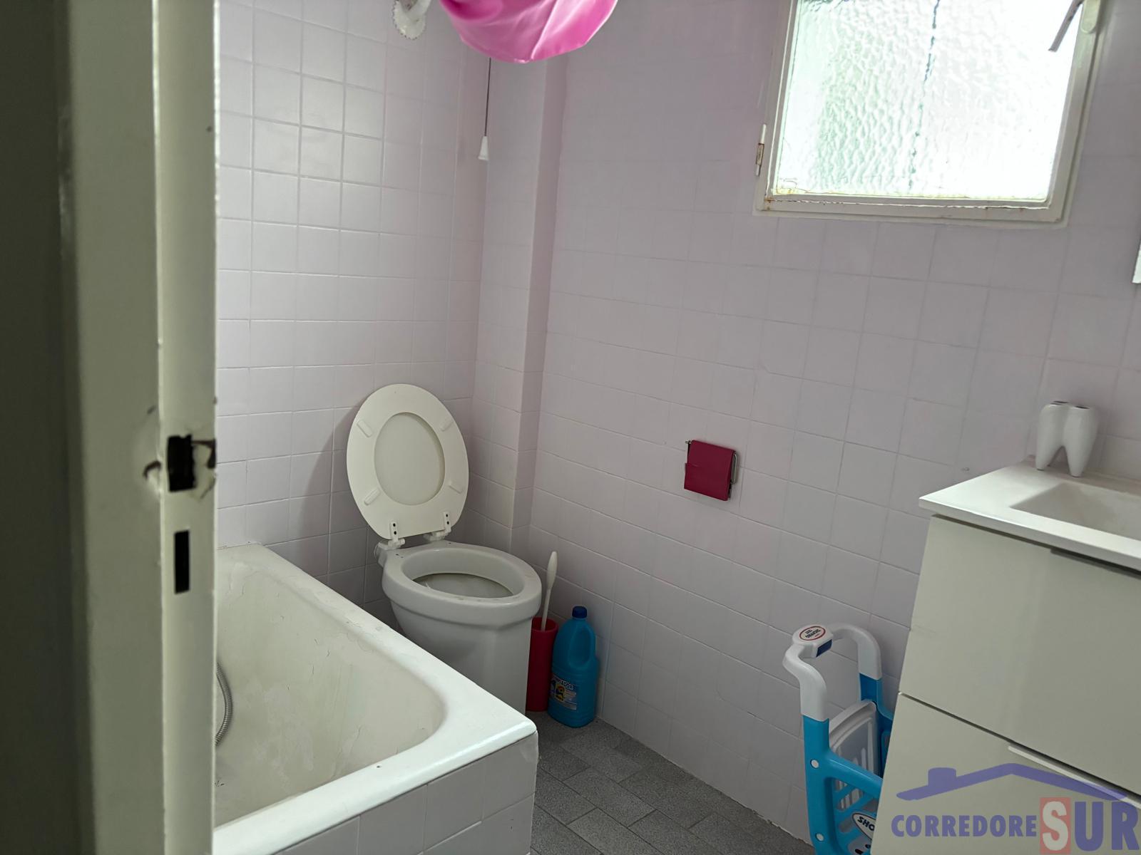 For sale of flat in Córdoba
