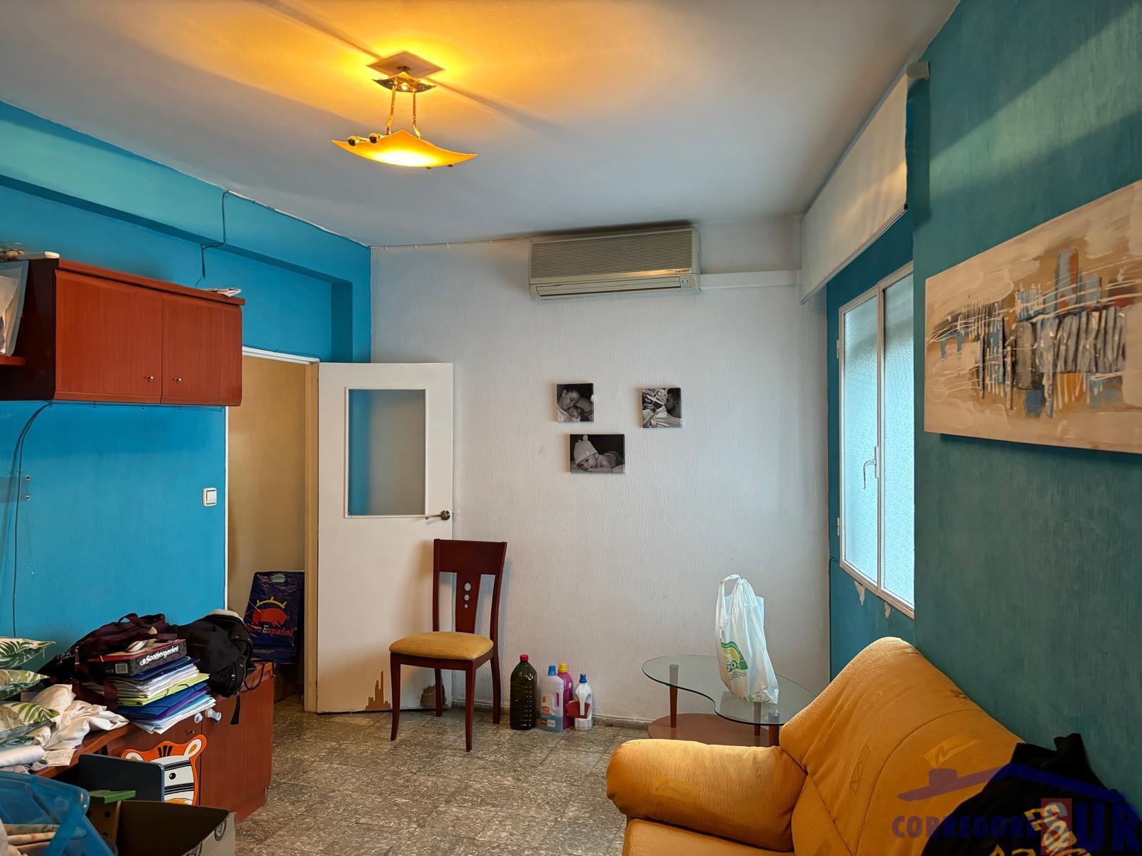 For sale of flat in Córdoba