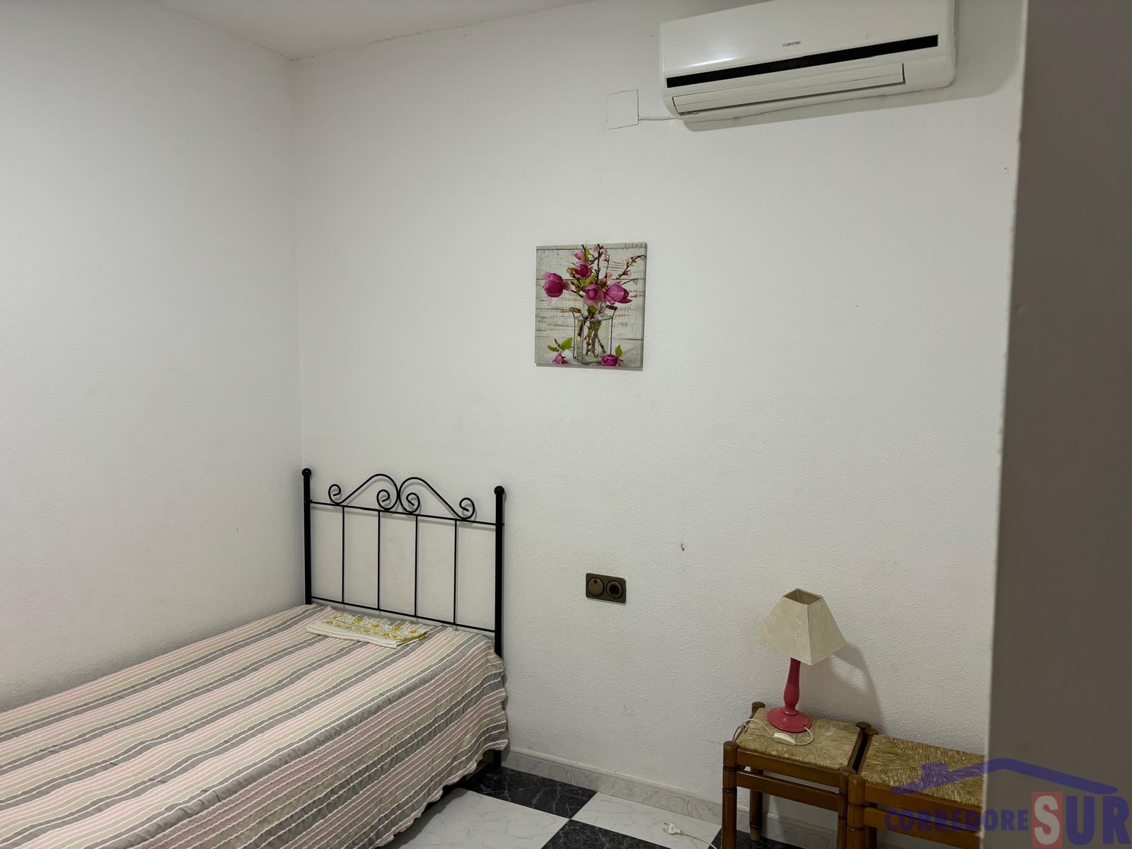 For sale of chalet in Córdoba