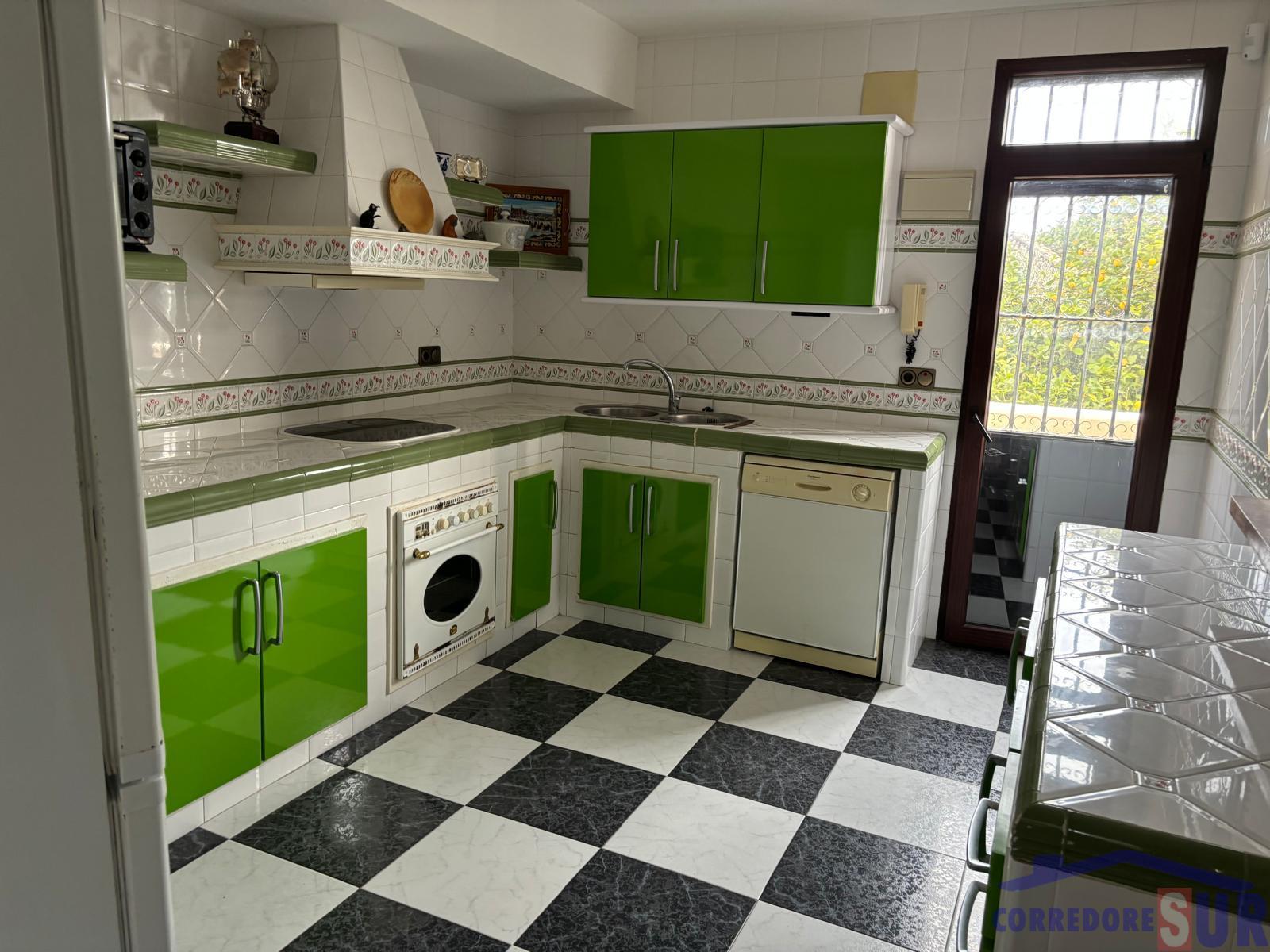 For sale of chalet in Córdoba